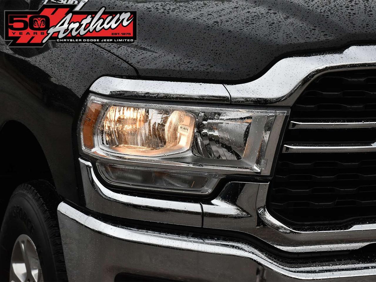 2023 RAM 2500 BIG HORN REG CAB 4X4 Photo