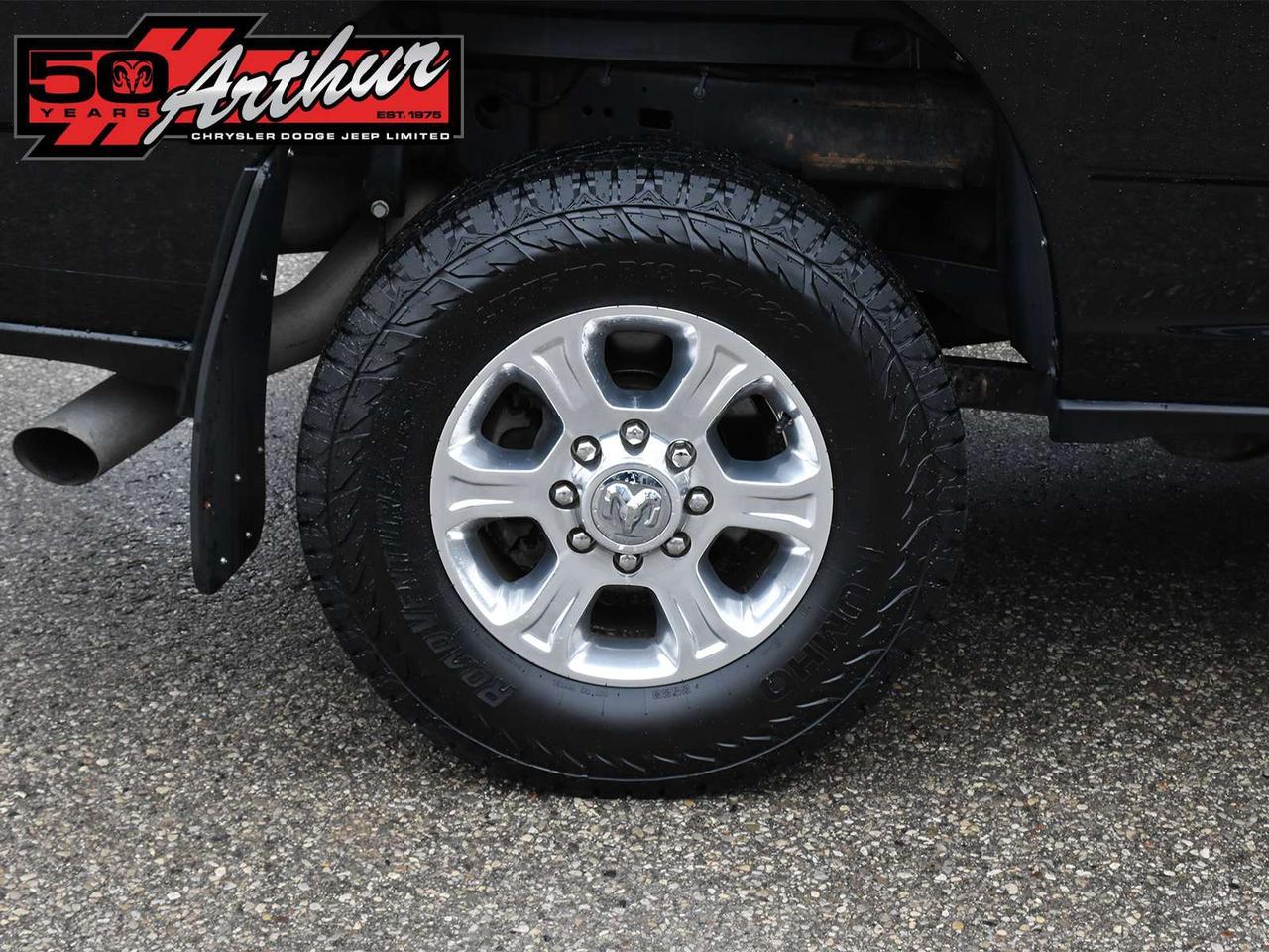 2023 RAM 2500 BIG HORN REG CAB 4X4 Photo