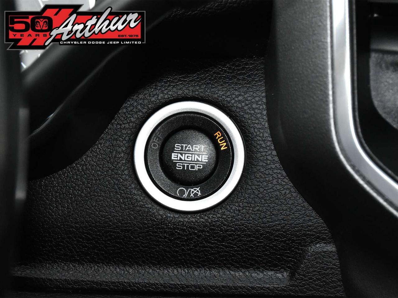 2023 RAM 2500 BIG HORN REG CAB 4X4 Photo