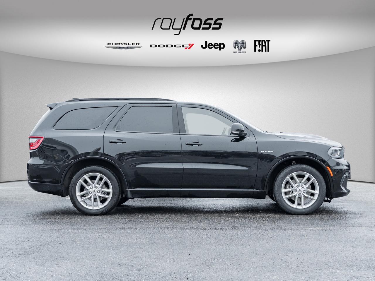 2025 Dodge Durango R/T Photo2