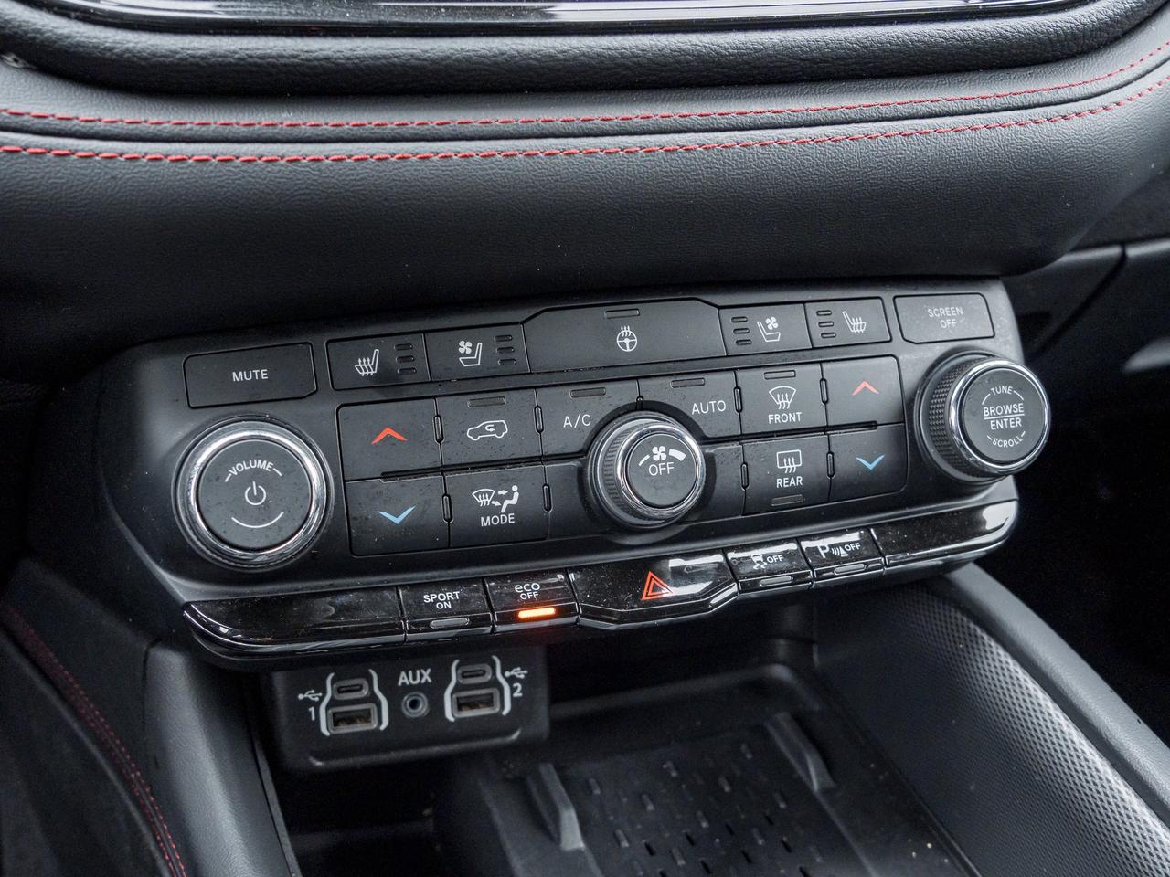 2025 Dodge Durango R/T Photo