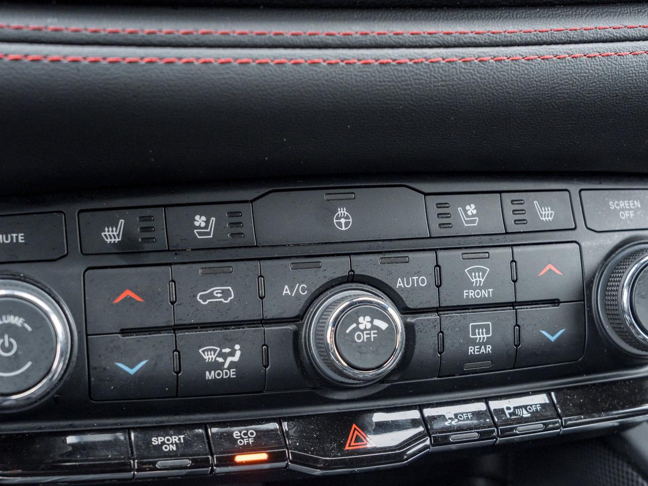 2025 Dodge Durango R/T Photo