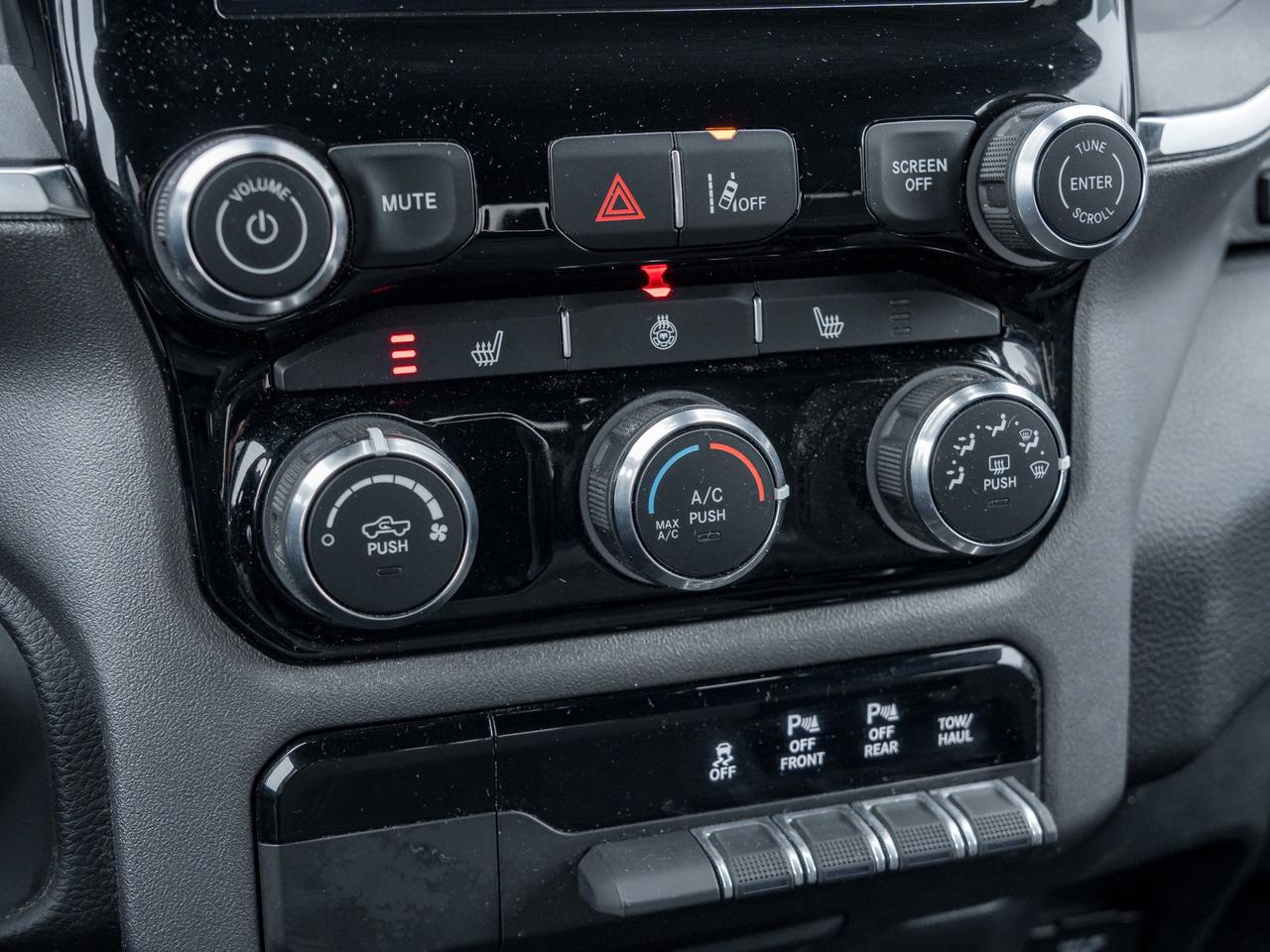 2025 RAM 1500 Big Horn Photo