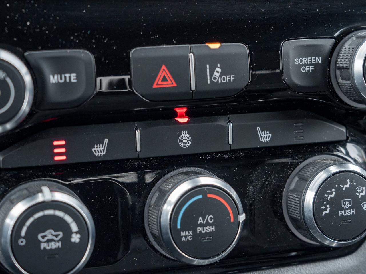 2025 RAM 1500 Big Horn Photo