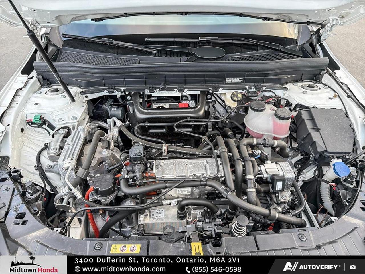 2023 Mercedes-Benz EQB 350 ALL ELECTRIC TECH I LOW KMS I  ALL WHEEL DRIVE Photo