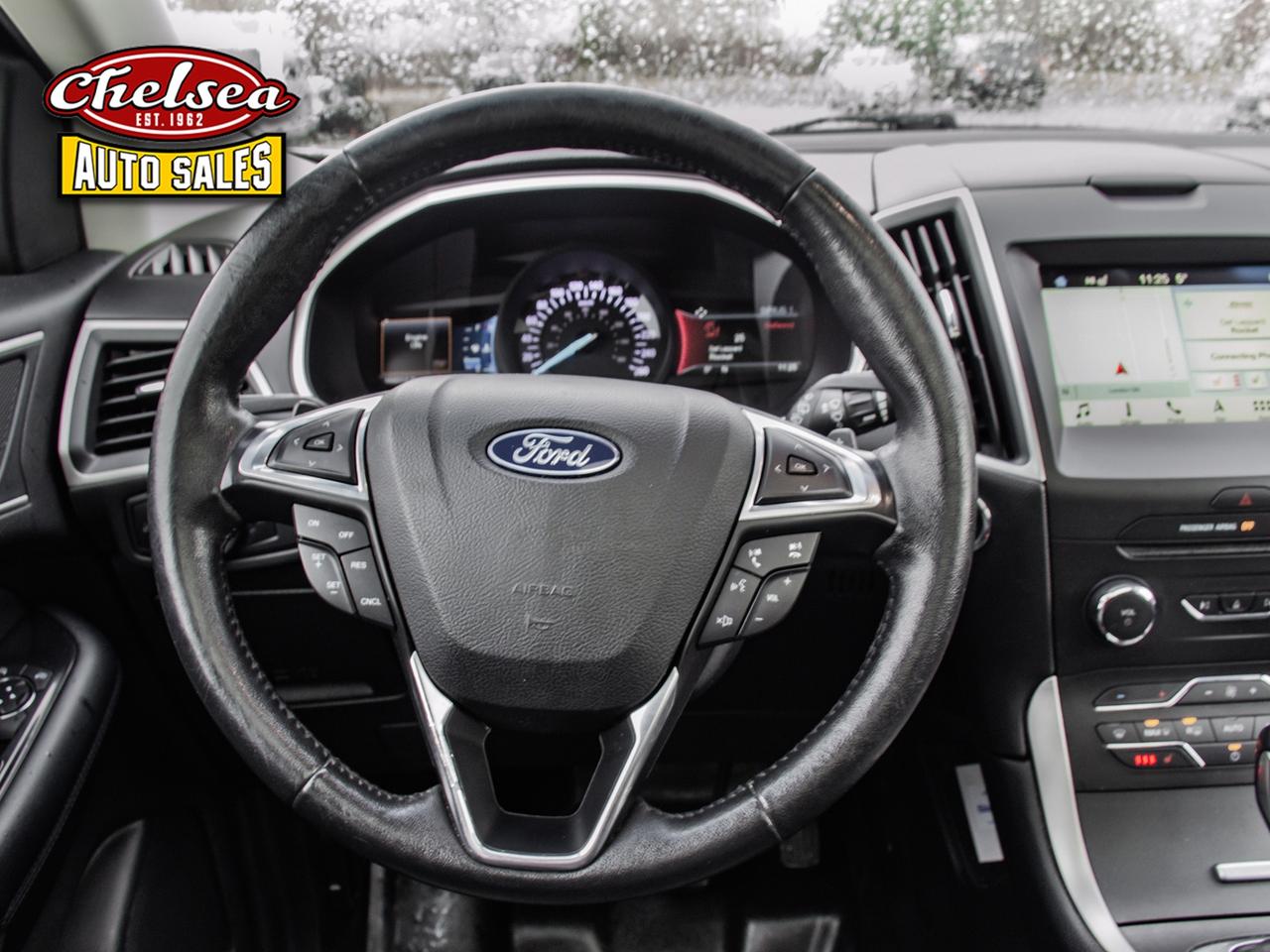 2018 Ford Edge SEL AWD Photo