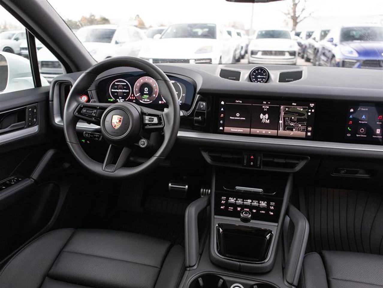 2024 Porsche Cayenne S e-Hybrid AWD Photo