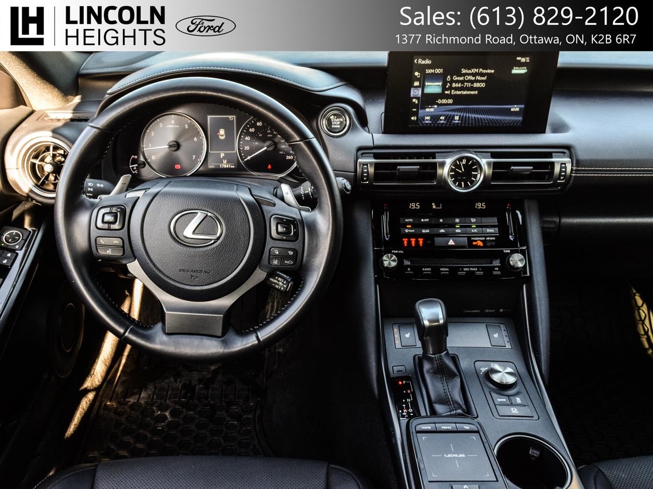 2021 Lexus IS  Photo