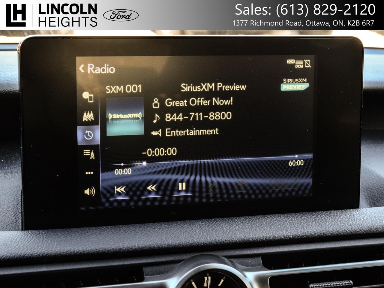 2021 Lexus IS  Photo