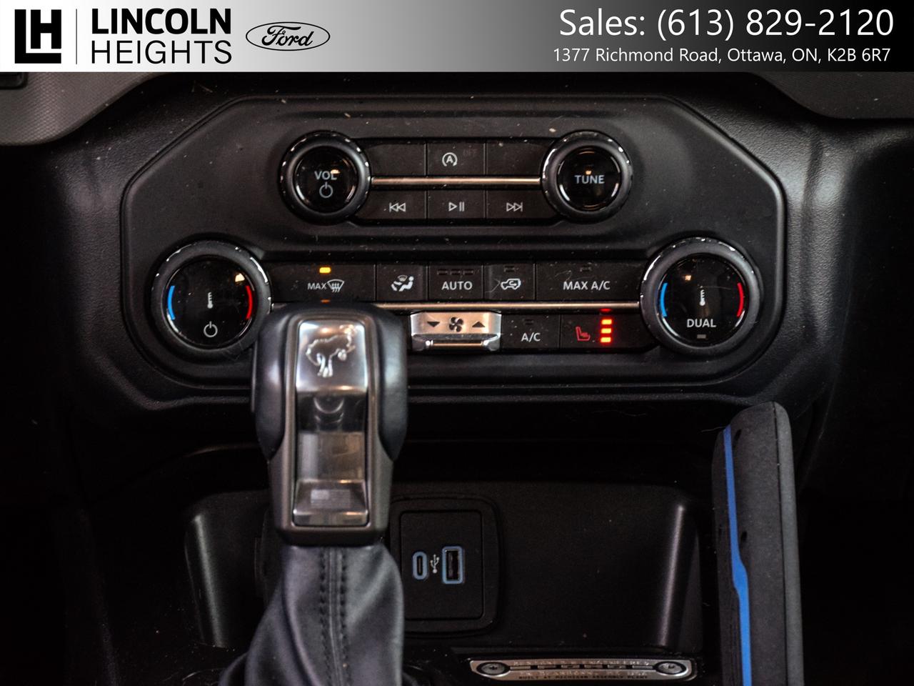 2022 Ford Bronco  Photo