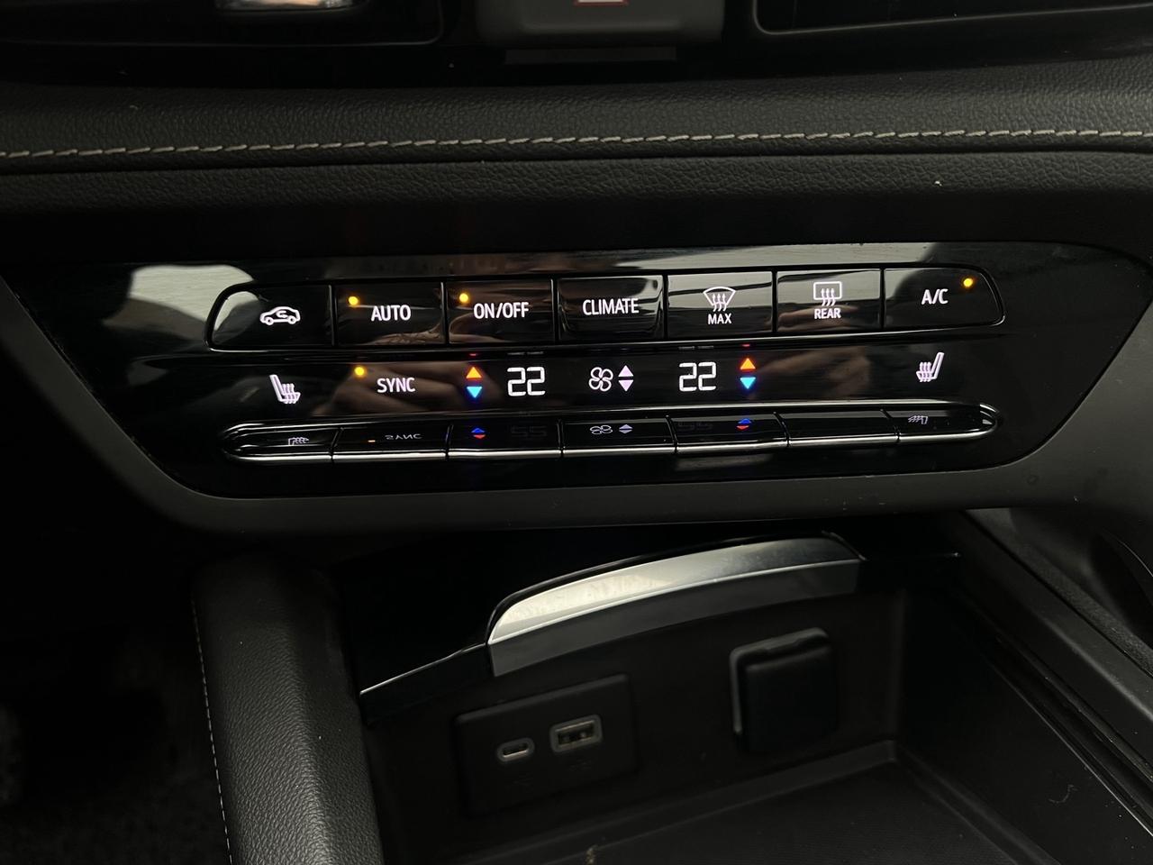 2021 Buick Envision Preferred AWD   Pano Roof   Blind Spot   Htd Steer Photo