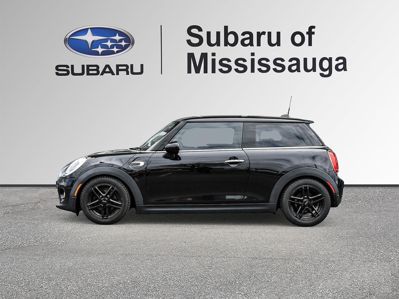 2016 MINI Cooper Hardtop LOW KM   2 SETS OF RIM/TIRE   SOLD AS-IS   SUNROOF Photo2