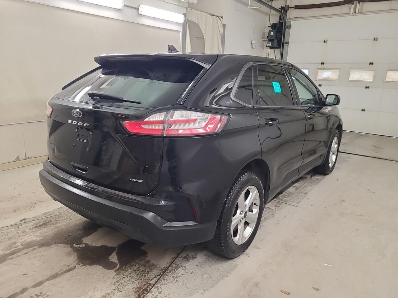 2022 Ford Edge SE AWD   Push Start   Dual Climate   Blind Spot Photo