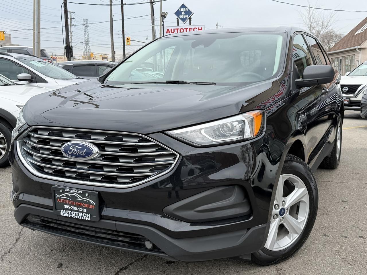 2022 Ford Edge SE AWD   Push Start   Dual Climate   Blind Spot Photo0