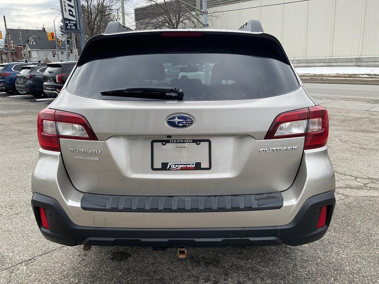 2018 Subaru Outback 2.5i Limited W/ Eye Sight Pkg - LTHR! NAV! BACK-UP Photo
