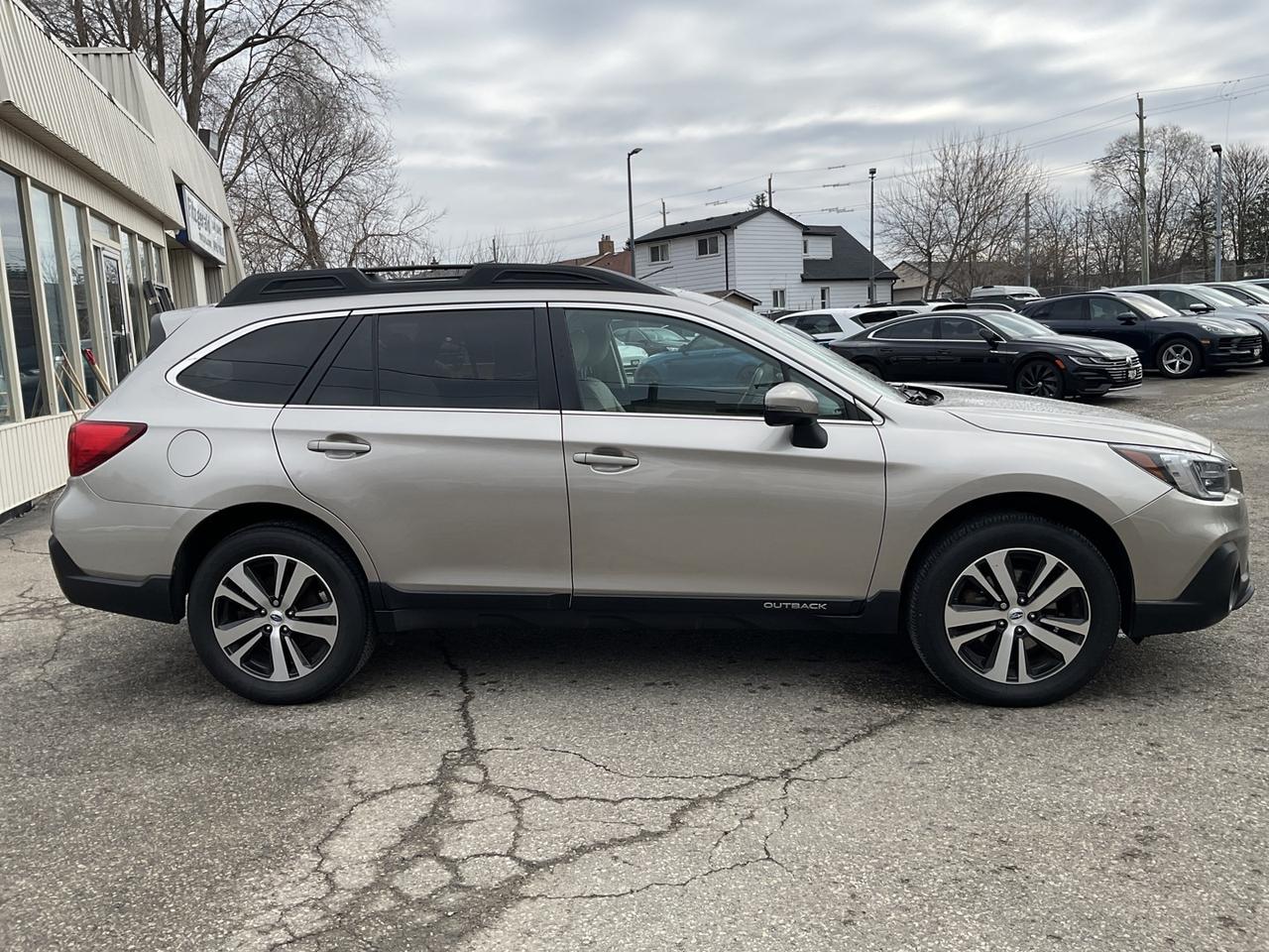 2018 Subaru Outback 2.5i Limited W/ Eye Sight Pkg - LTHR! NAV! BACK-UP Photo