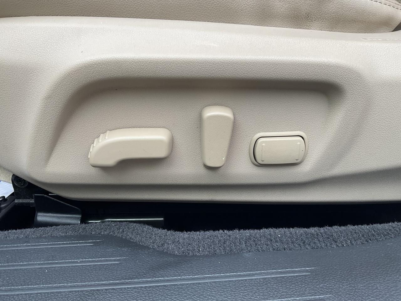 2018 Subaru Outback 2.5i Limited W/ Eye Sight Pkg - LTHR! NAV! BACK-UP Photo