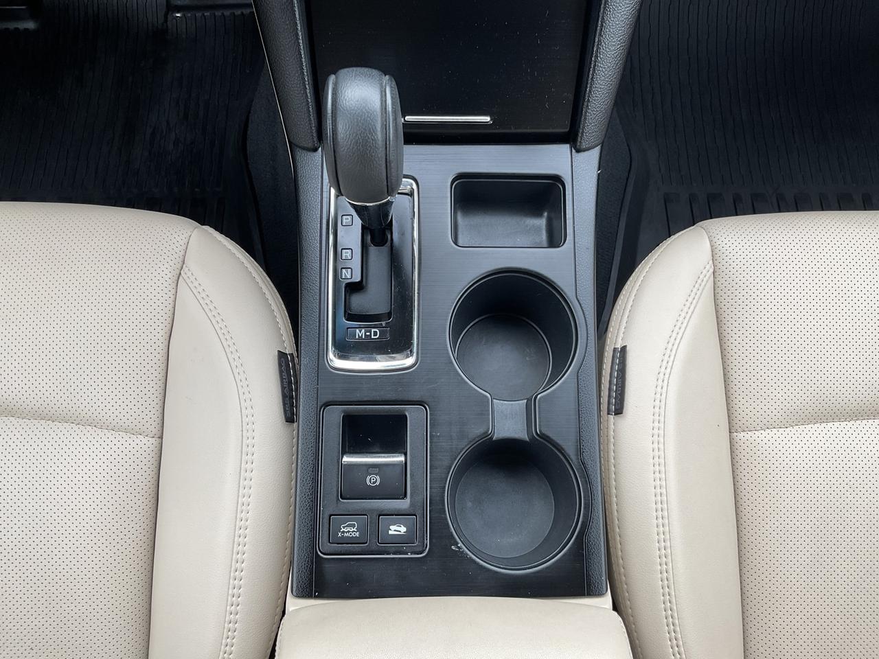 2018 Subaru Outback 2.5i Limited W/ Eye Sight Pkg - LTHR! NAV! BACK-UP Photo