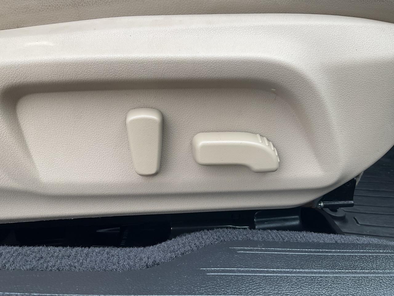 2018 Subaru Outback 2.5i Limited W/ Eye Sight Pkg - LTHR! NAV! BACK-UP Photo