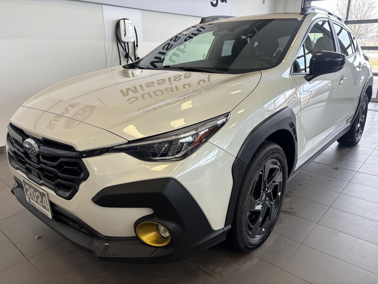 2024 Subaru Crosstrek ONYX   AWD   CLEAN CARFAX   ONE OWNER   SUNROOF Photo