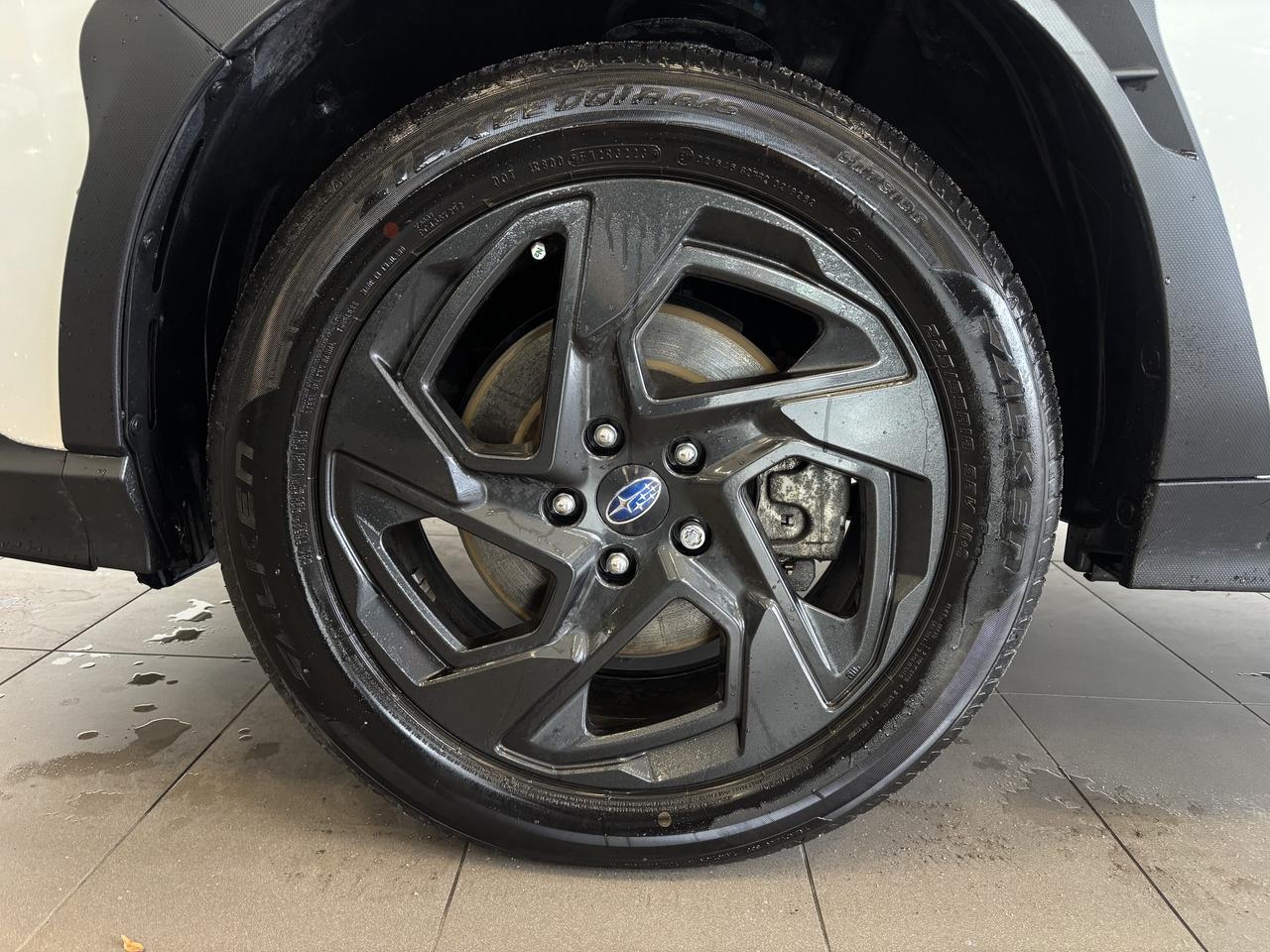 2024 Subaru Crosstrek ONYX   AWD   CLEAN CARFAX   ONE OWNER   SUNROOF Photo