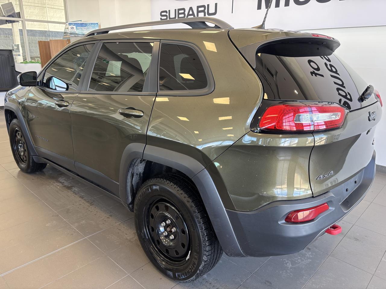 2016 Jeep Cherokee 4WD   TRAILHAWK   ONE OWNER!   2 SETS RIMS/TIRES Photo