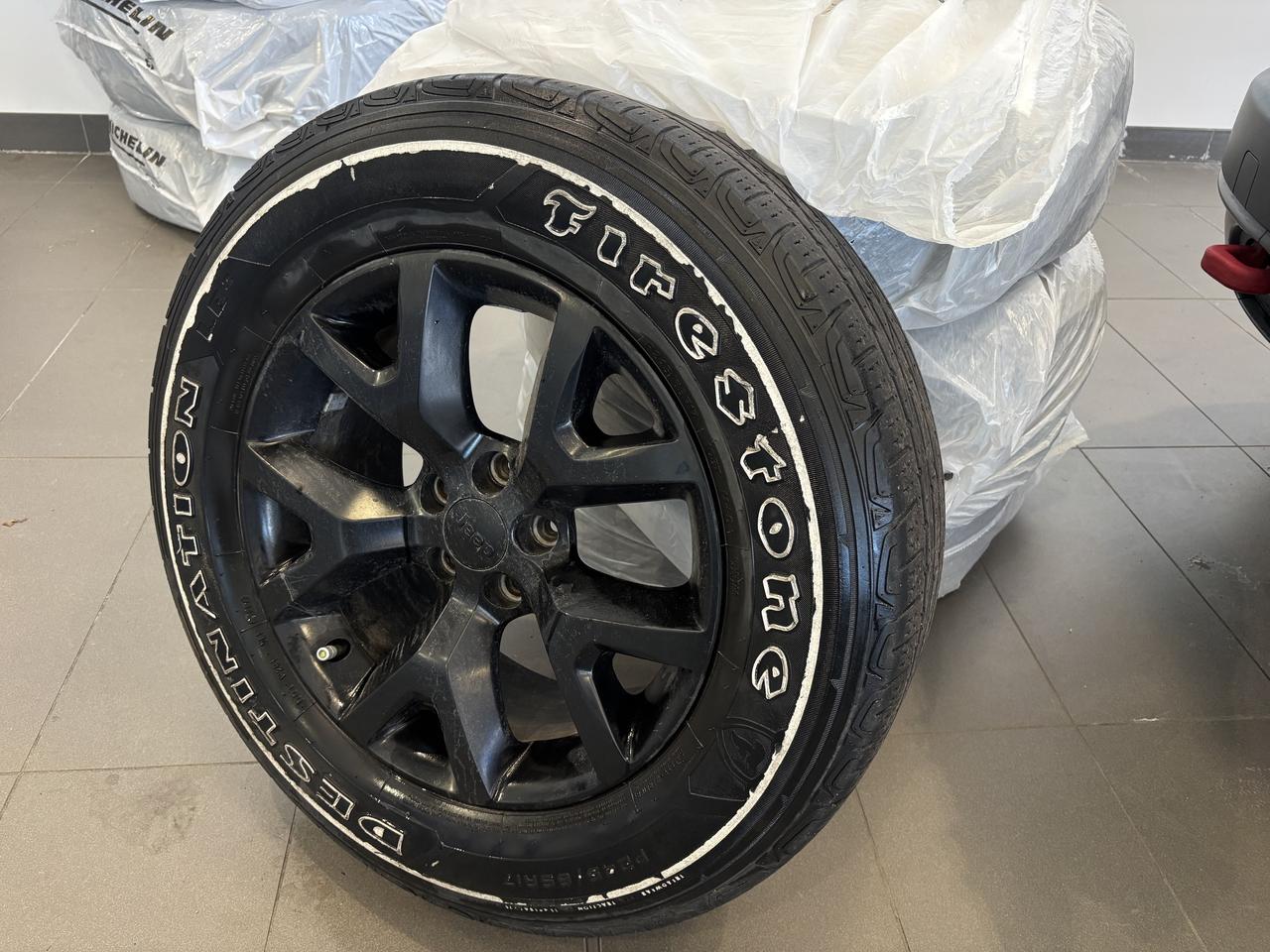 2016 Jeep Cherokee 4WD   TRAILHAWK   ONE OWNER!   2 SETS RIMS/TIRES Photo