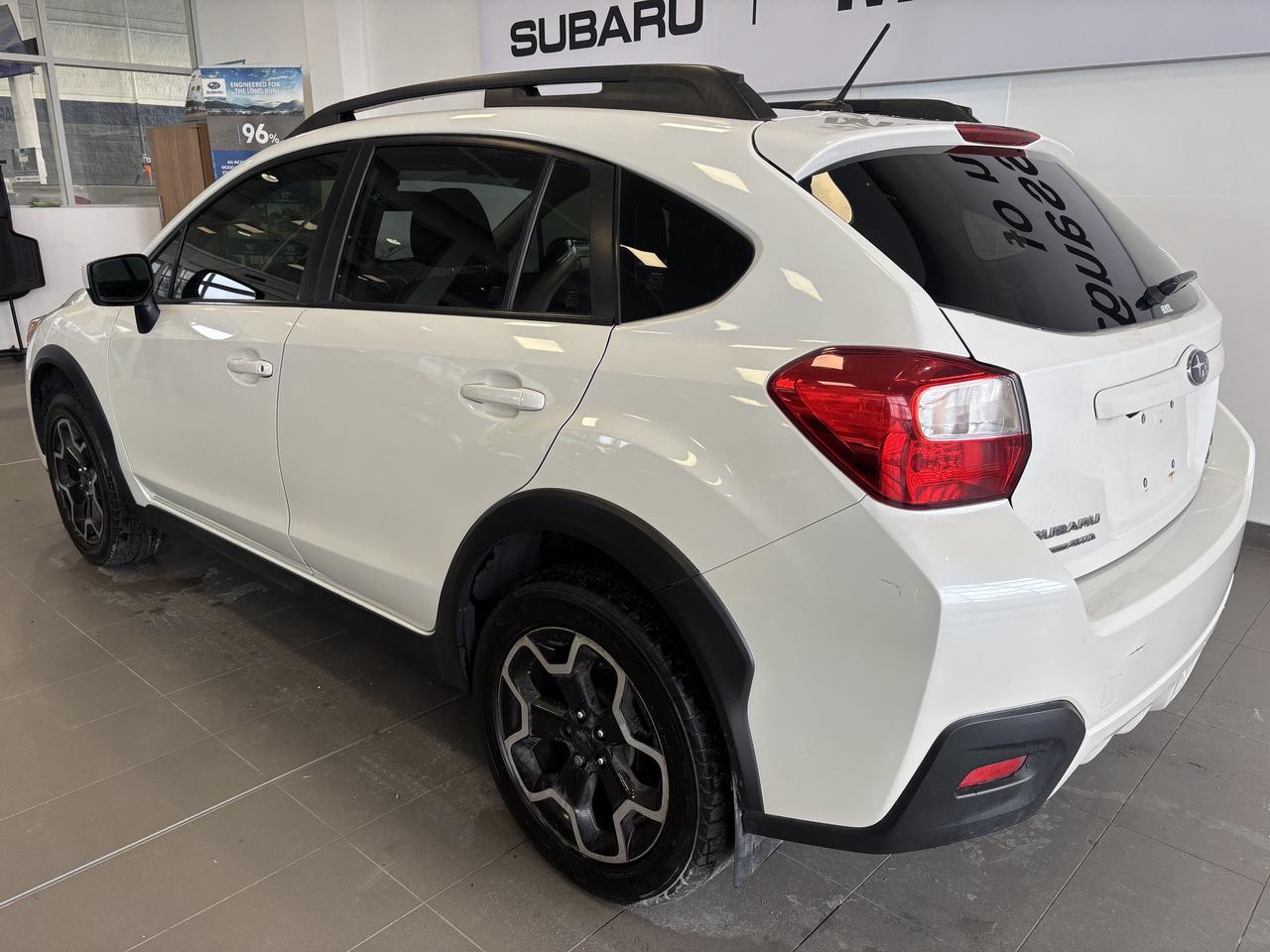 2015 Subaru XV Crosstrek TOURING   ONE OWNER   CLEAN CARFAX   SOLD AS-IS Photo4