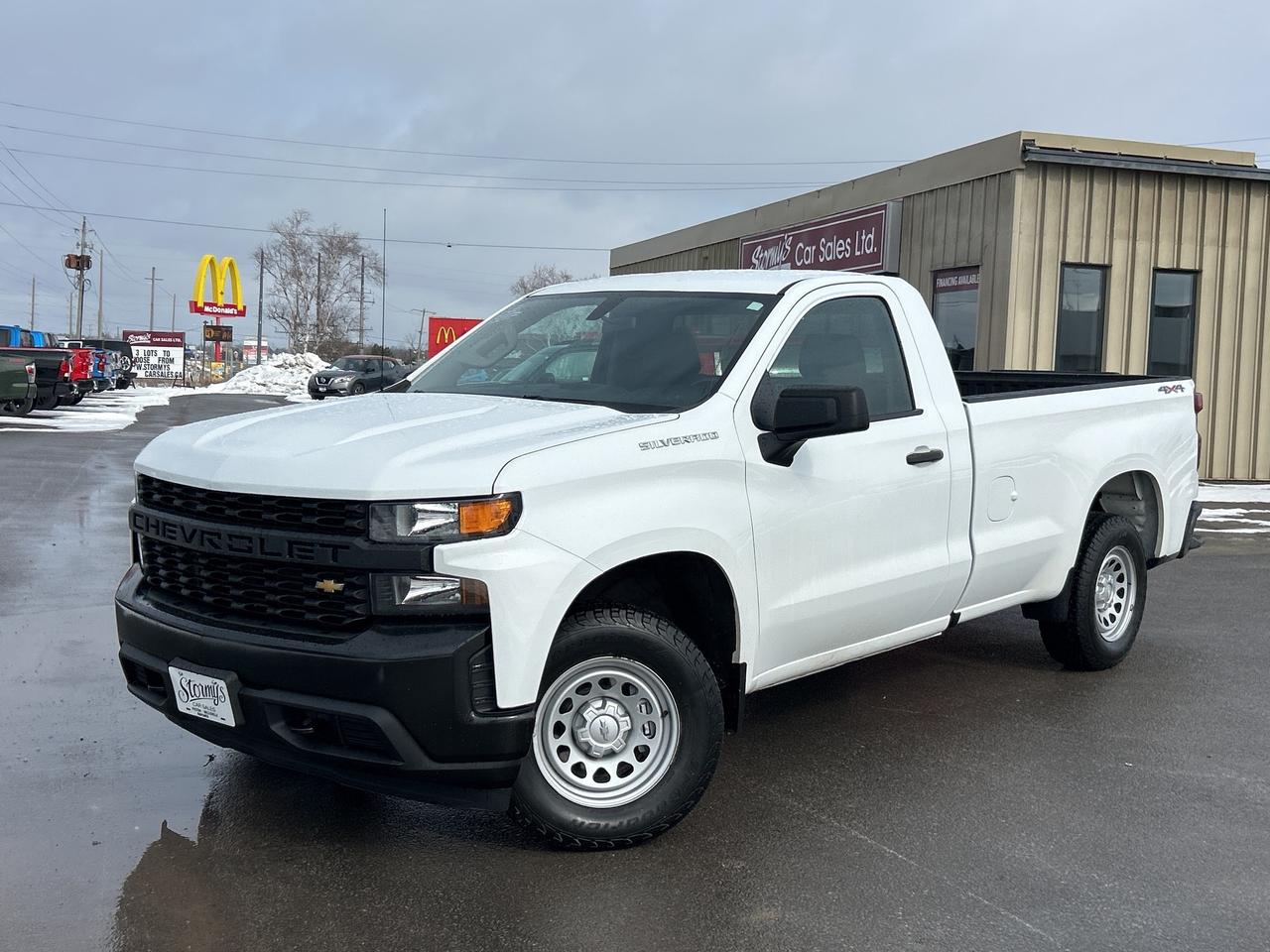 2021 Chevrolet Silverado 1500 Work Truck 4X4 CALL NAPANEE 613-354-2100 Photo