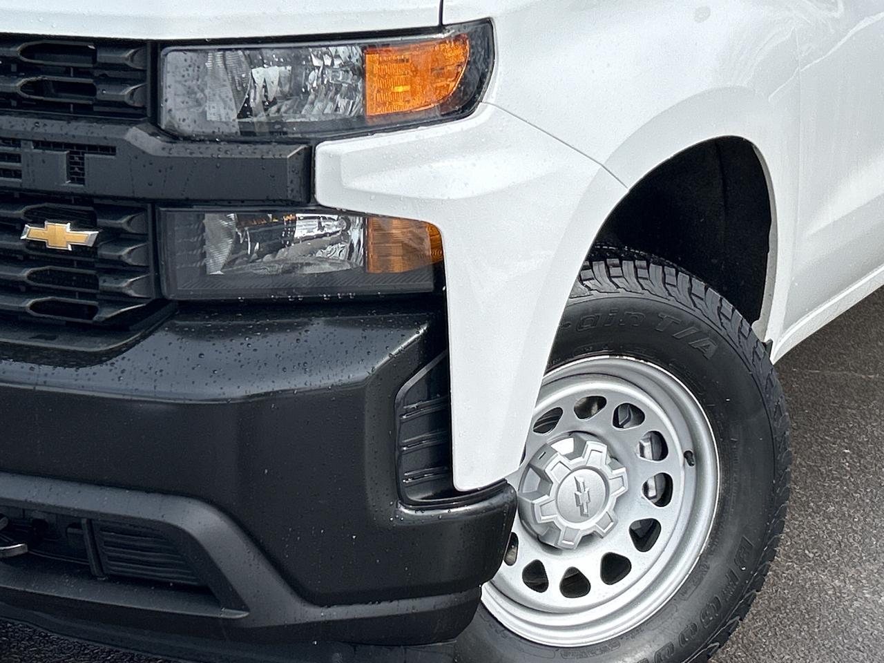 2021 Chevrolet Silverado 1500 Work Truck 4X4 CALL NAPANEE 613-354-2100 Photo