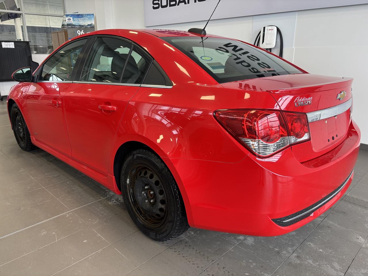 2015 Chevrolet Cruze VERY LOW KM!   SUNROOF   CAMERA   SOLD AS IS   1LT Photo4