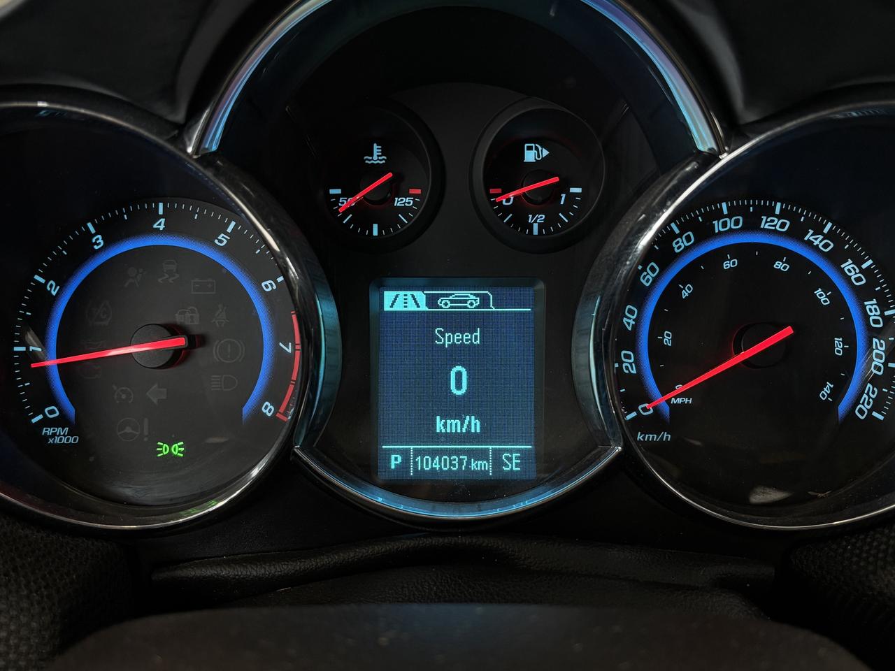 2015 Chevrolet Cruze VERY LOW KM!   SUNROOF   CAMERA   SOLD AS IS   1LT Photo