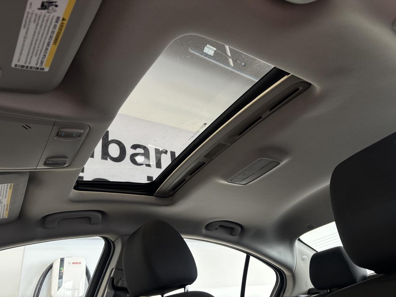 2015 Chevrolet Cruze VERY LOW KM!   SUNROOF   CAMERA   SOLD AS IS   1LT Photo