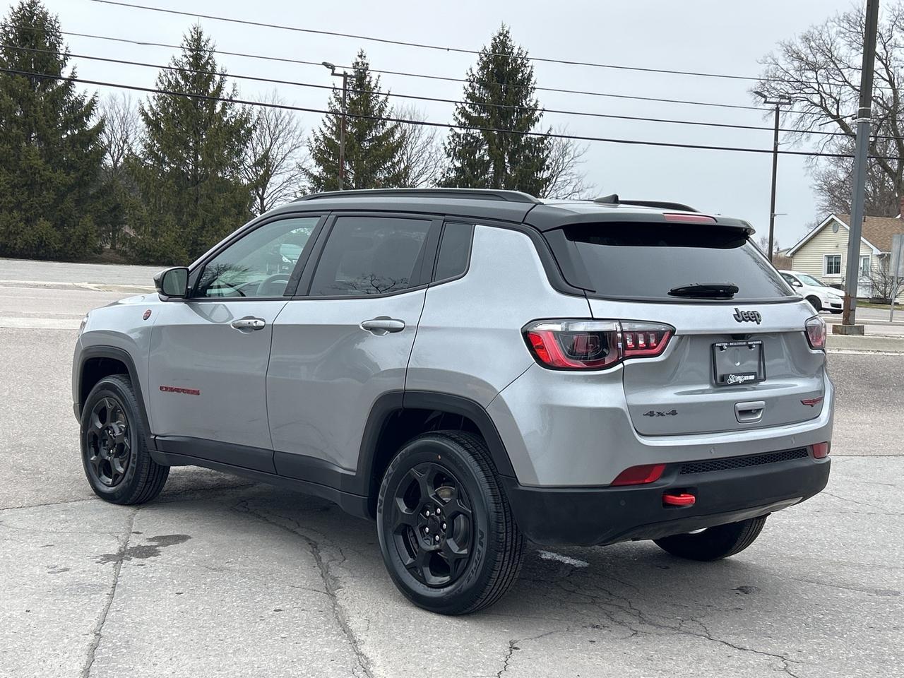 2024 Jeep Compass Trailhawk /4X4/POWER ROOF 83K KMS CALL PICTON Photo