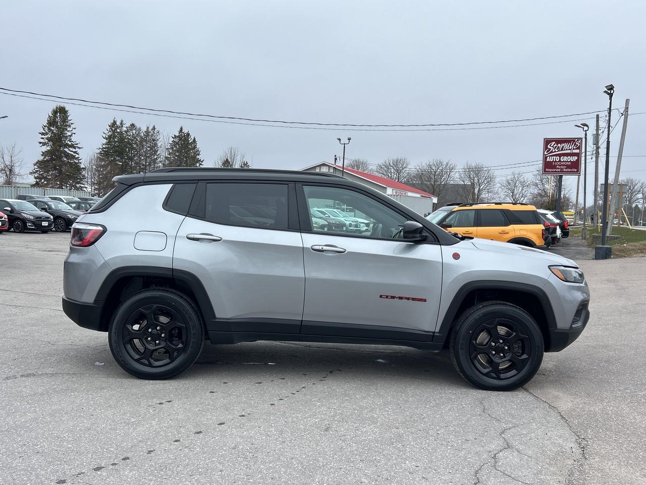 2024 Jeep Compass Trailhawk /4X4/POWER ROOF 83K KMS CALL PICTON Photo