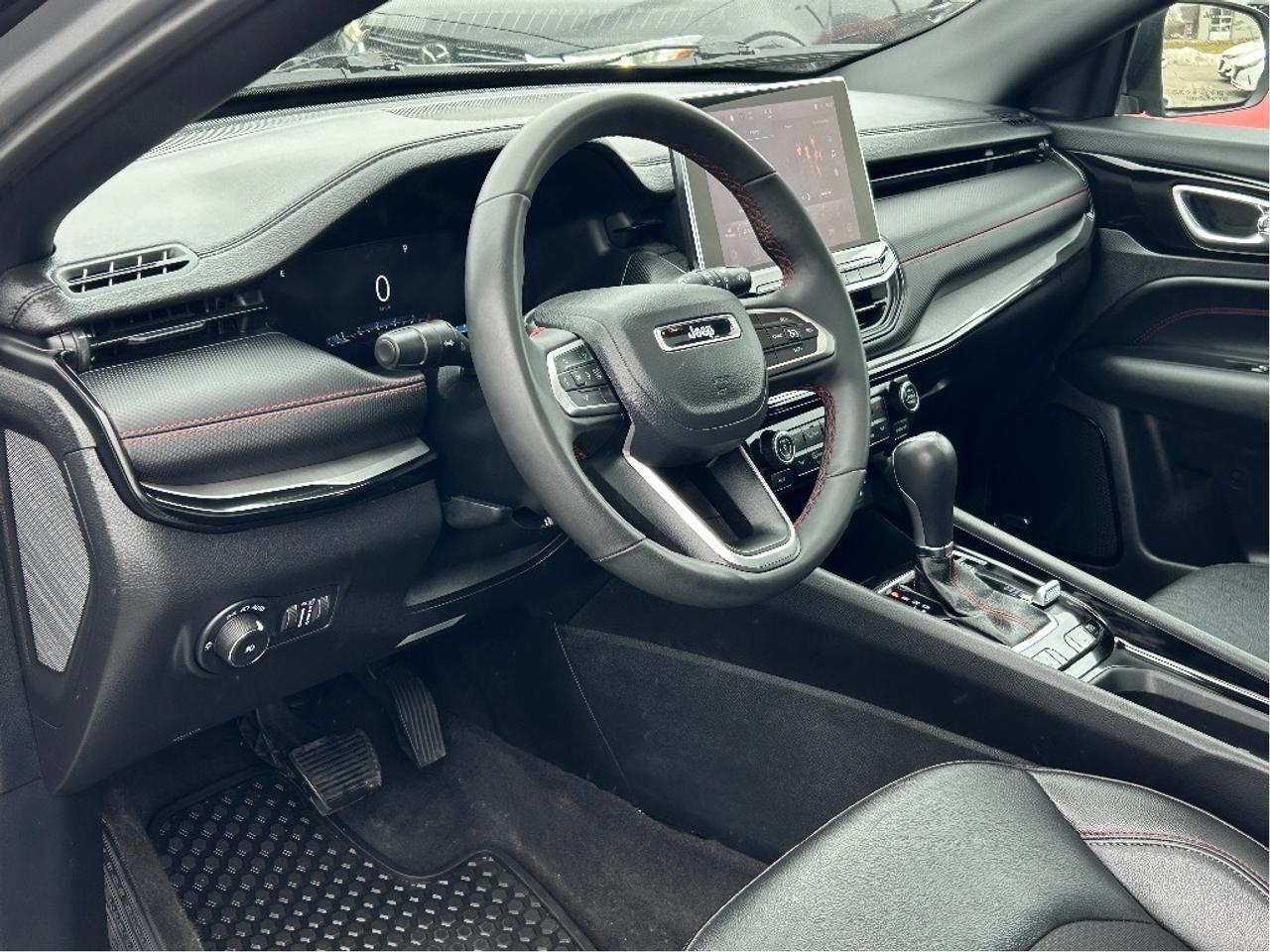 2024 Jeep Compass Trailhawk /4X4/POWER ROOF 83K KMS CALL PICTON Photo