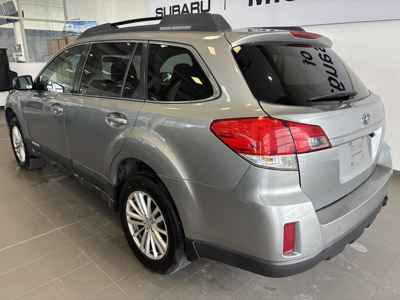 2010 Subaru Outback AWD   49 SERVICE RECORD!  DRIVES GREAT   SOLD ASIS Photo4