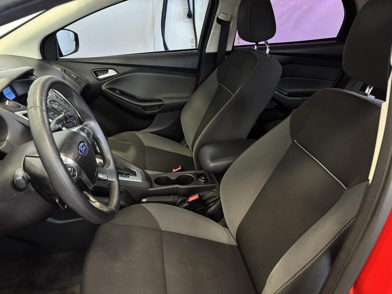 2012 Ford Focus SE   2 SETS RIMS/TIRES   CLEAN CARFAX   SOLD ASIS Photo