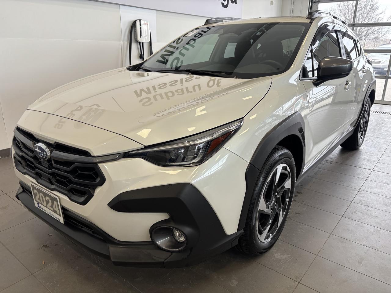 2024 Subaru Crosstrek Limited   CLEAN CARFAX   1 OWNER   NAVI   LEATHER Photo2