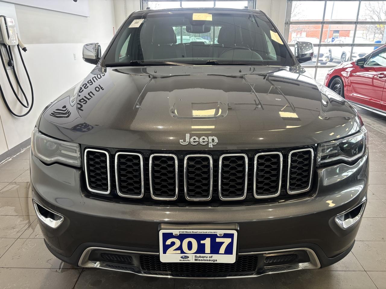 2017 Jeep Grand Cherokee 4WD   LIMITED   CLEAN CARFAX   NAVI   CAMERA  ROOF Photo