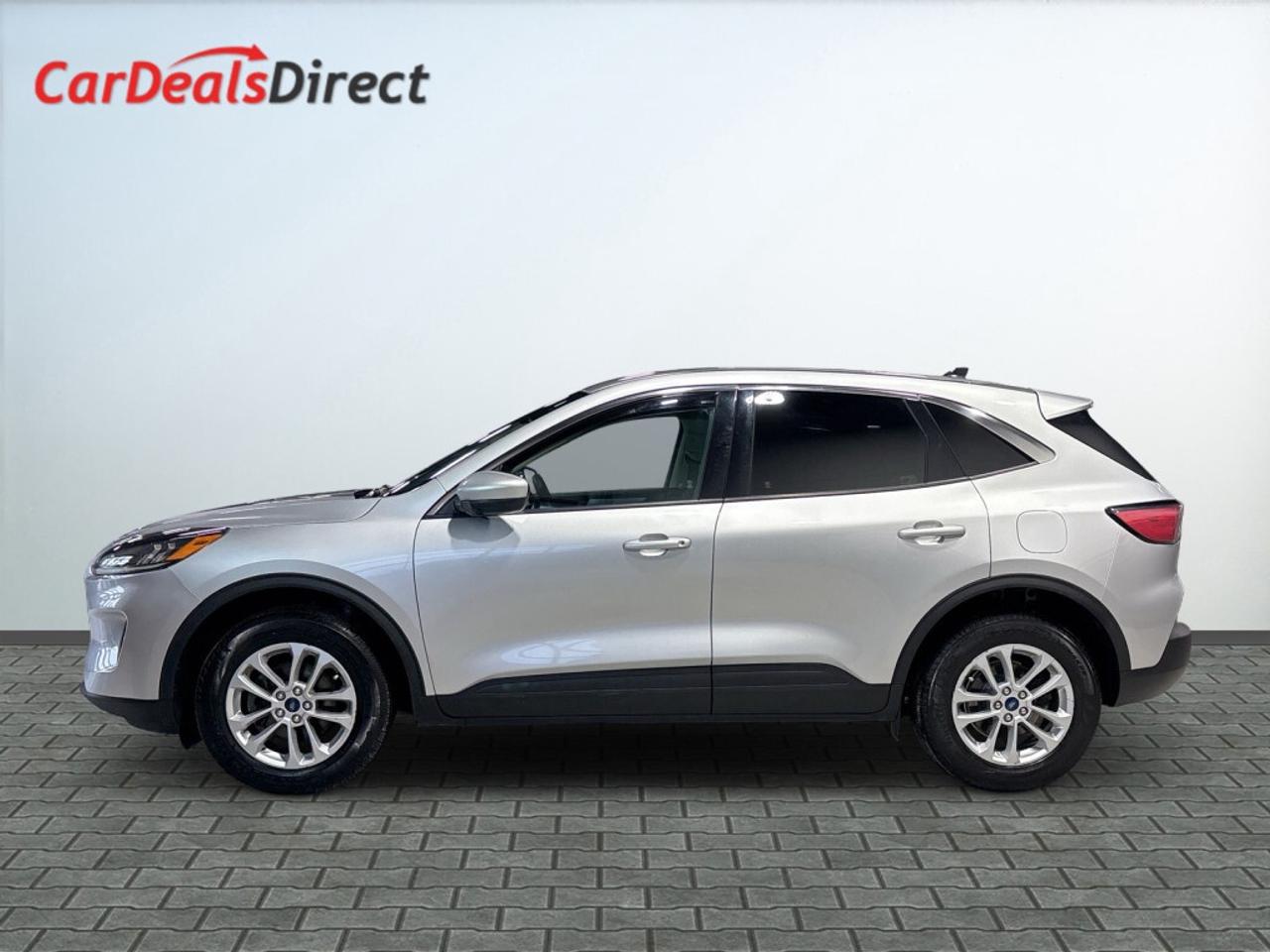 2020 Ford Escape SE AWD / Back Up Cam / NAV / CarPlay / Heated Seat Photo