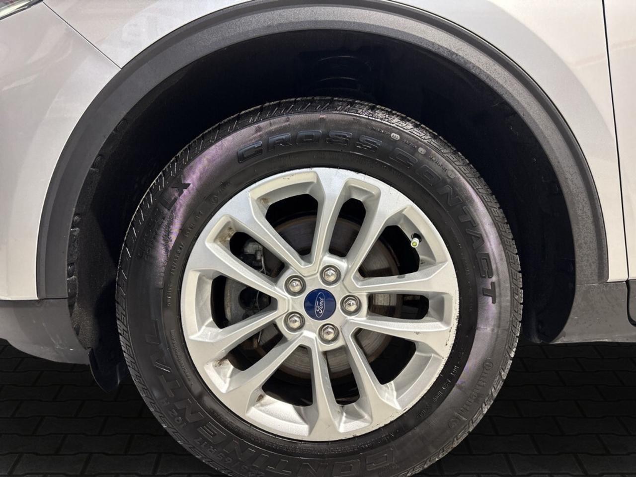 2020 Ford Escape SE AWD / Back Up Cam / NAV / CarPlay / Heated Seat Photo