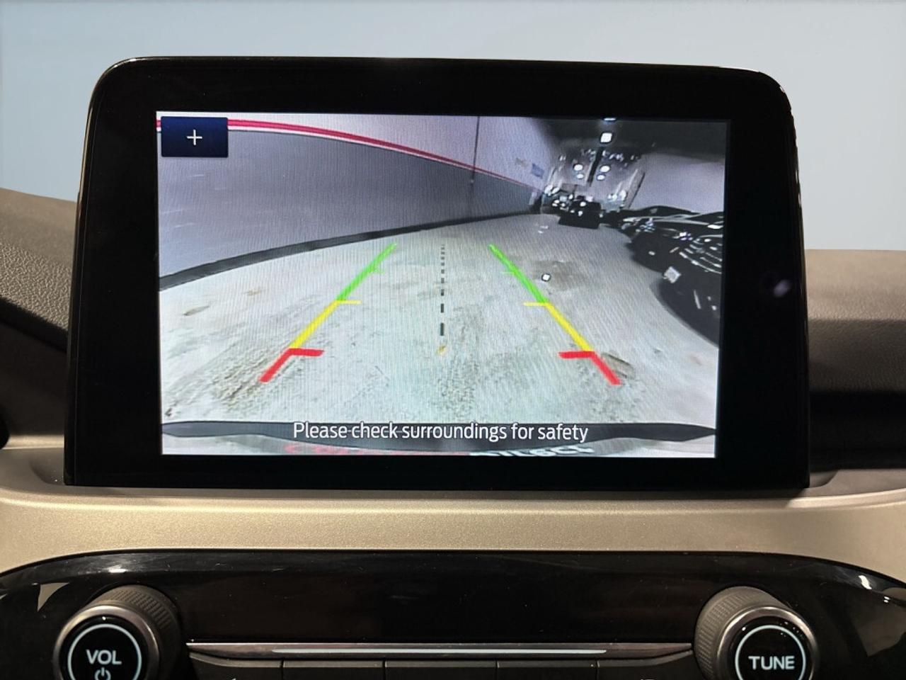 2020 Ford Escape SE AWD / Back Up Cam / NAV / CarPlay / Heated Seat Photo