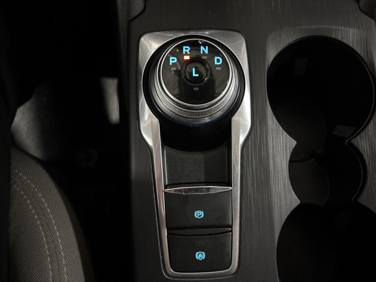 2020 Ford Escape SE AWD / Back Up Cam / NAV / CarPlay / Heated Seat Photo