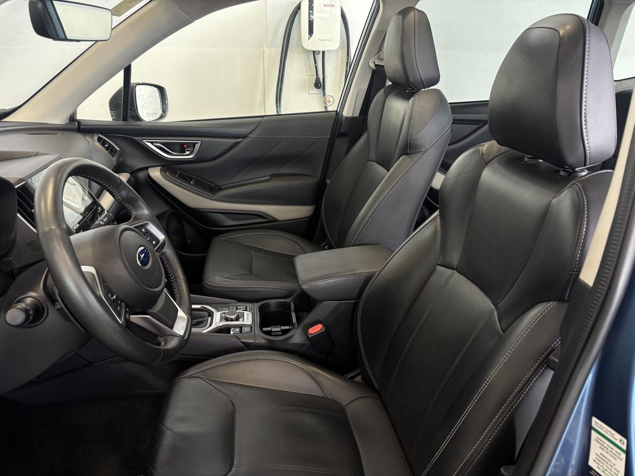 2023 Subaru Forester LIMITED   LOWKM  1 OWNER  NAVI   LEATHER   SUNROOF Photo