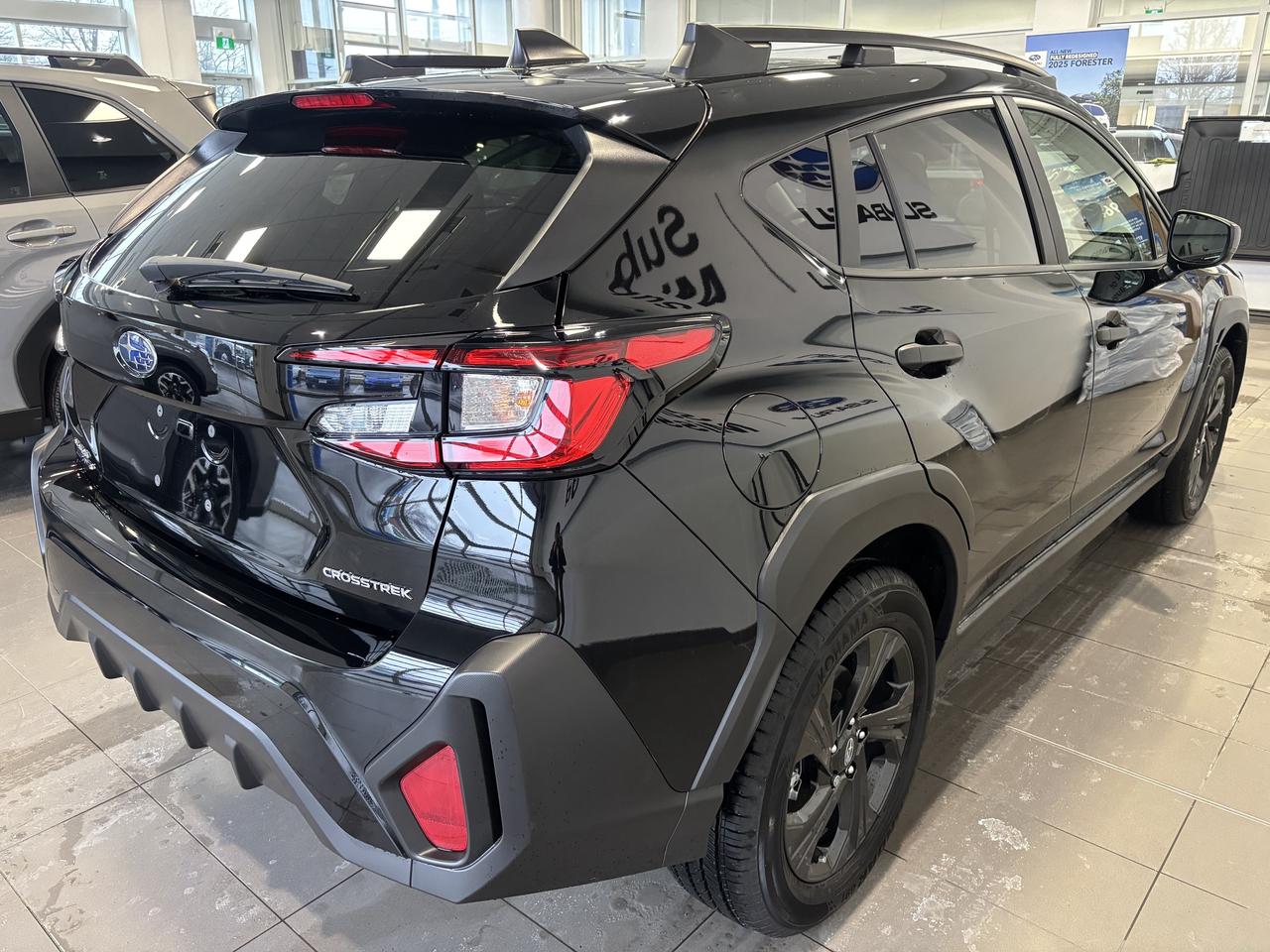 2024 Subaru Crosstrek VERY LOW KM   1 OWNER   CLEAN CARFAX   AWD  CAMERA Photo