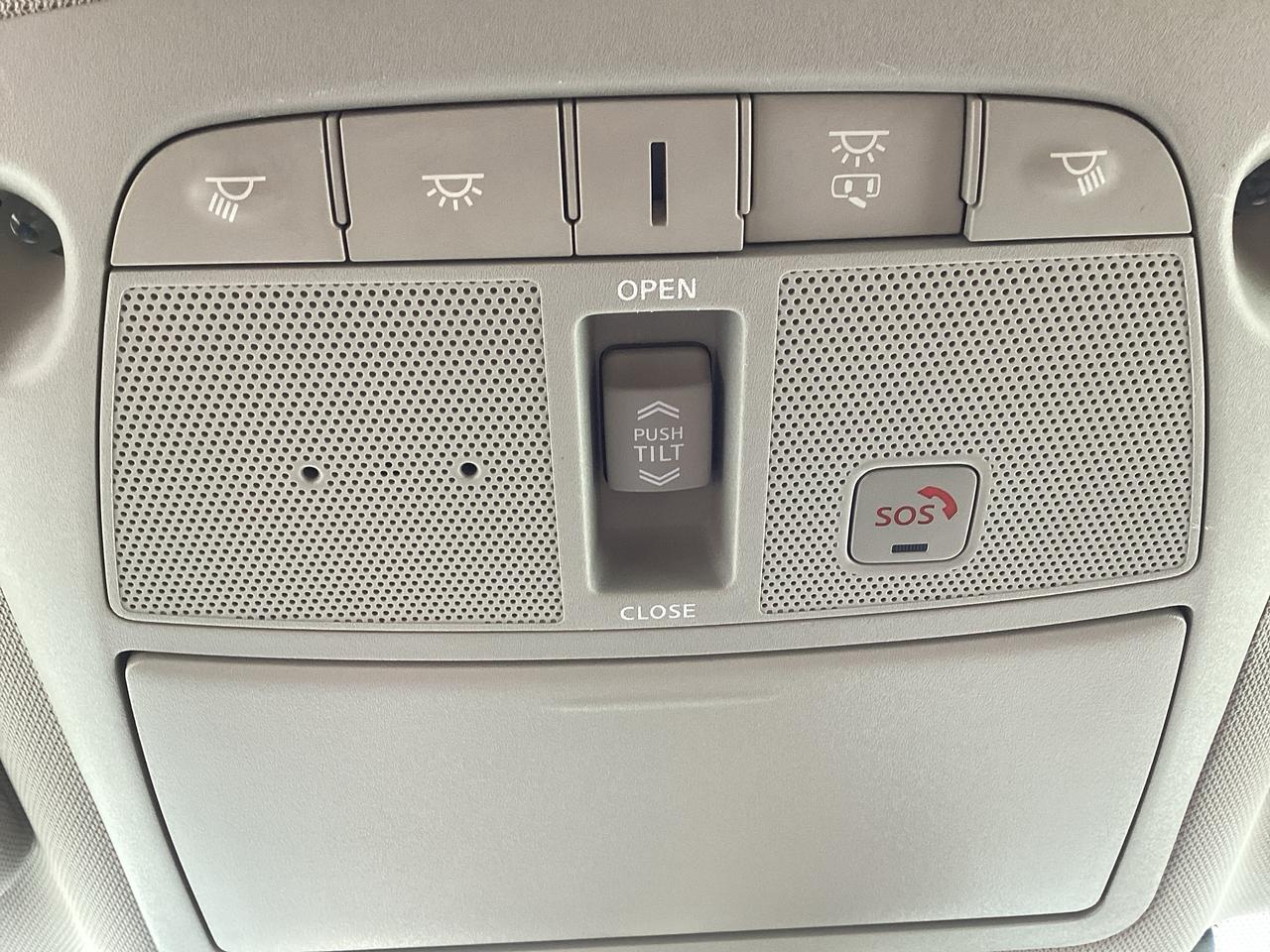 2020 Nissan Rogue SL Platinum AWD Photo