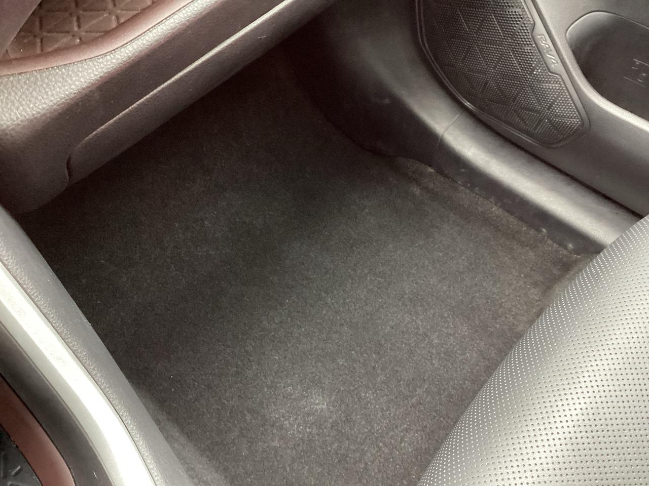 2021 Toyota RAV4 LIMITED AWD Photo