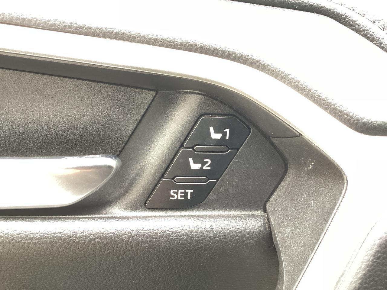 2021 Toyota RAV4 LIMITED AWD Photo