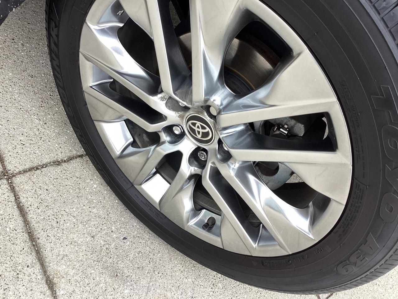 2021 Toyota RAV4 LIMITED AWD Photo